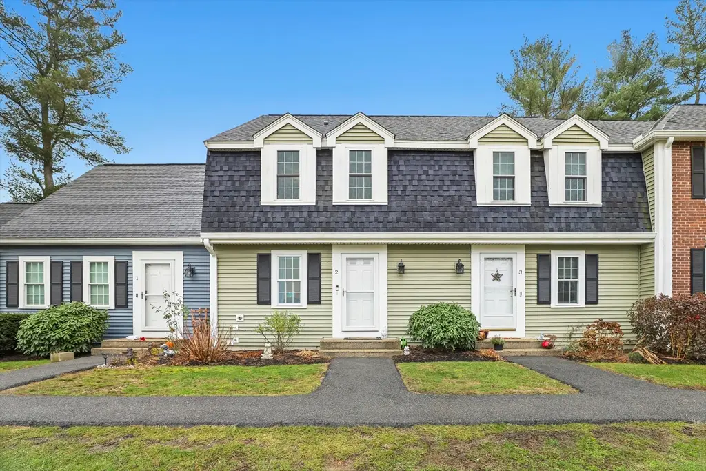 585 Turnpike St #2, South Easton, MA 02356 - Image #1