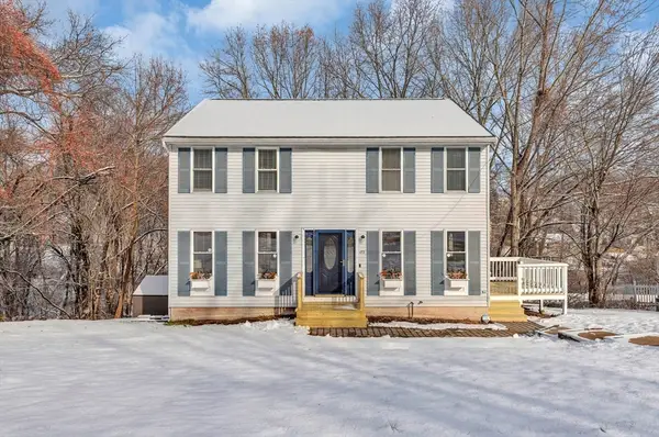 173 Brook St, Dracut, MA 01826