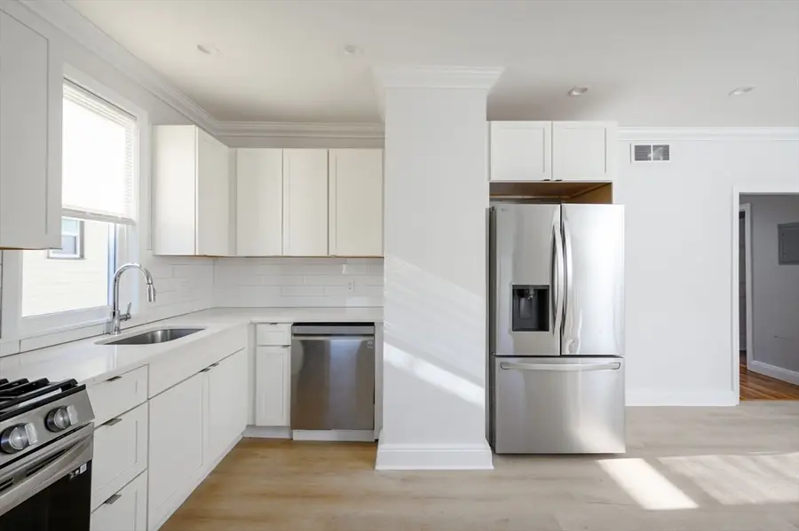 38 Mascot St #3, Boston, MA 02124 - Image #3