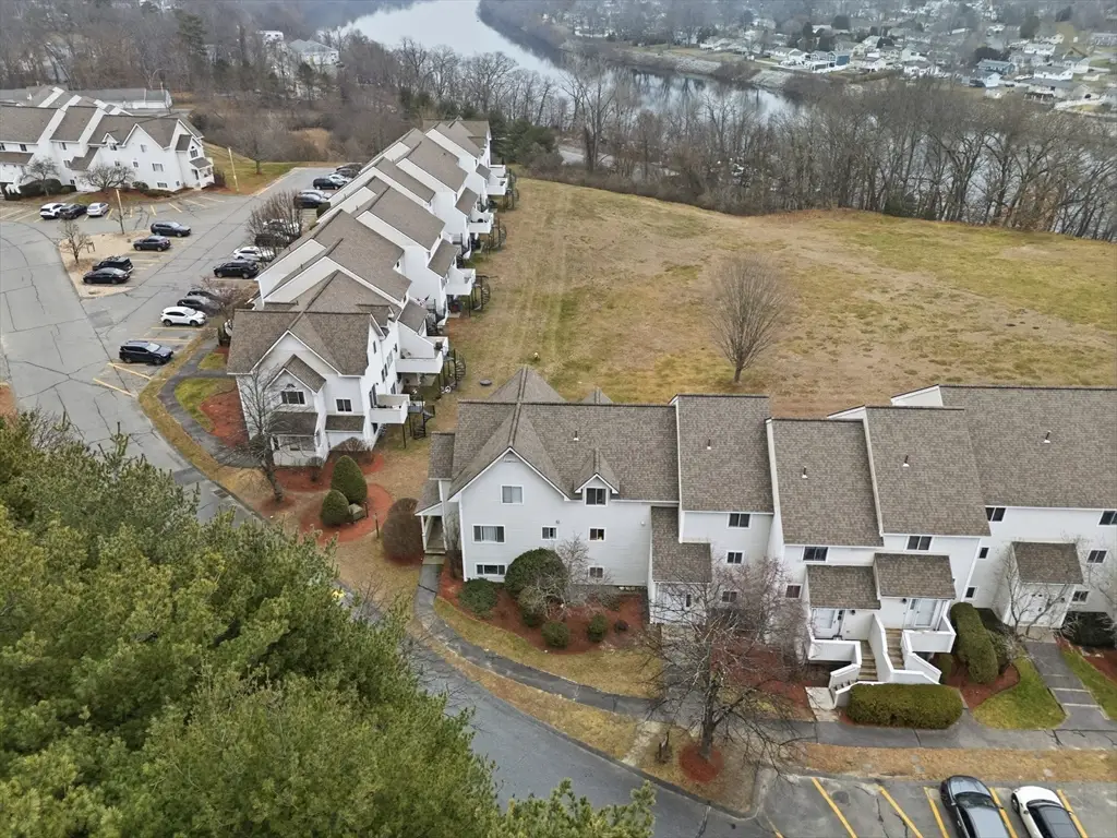 100 Merrimack Ave #124, Dracut, MA 01826 - Image #1