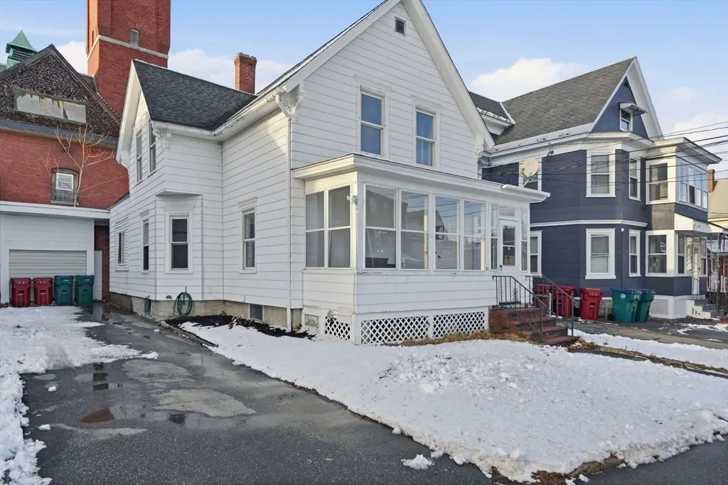 10 3rd Ave, Lowell, MA 01854 - Image #1