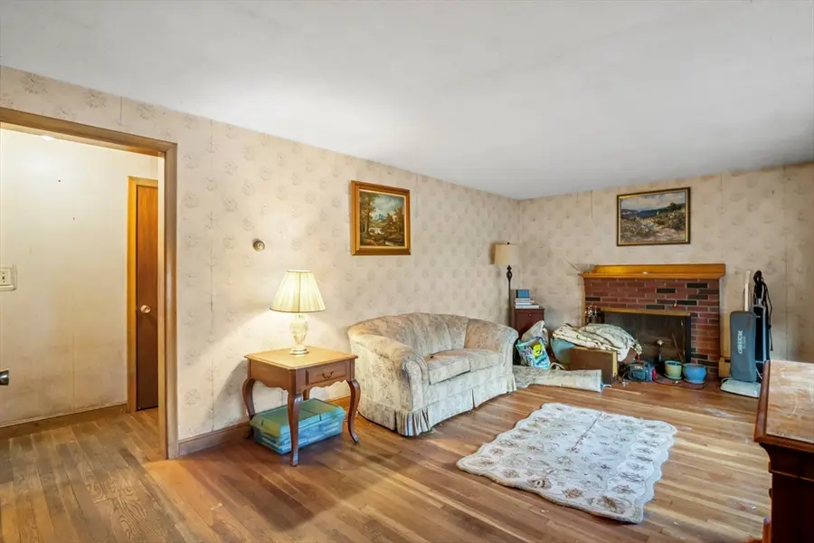 15 Crescent Rd, Woburn, MA 01801 - Image #3