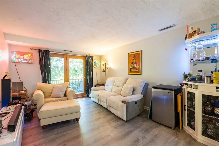 189 Littleton Rd #10, Chelmsford, MA 01824 - Image #3