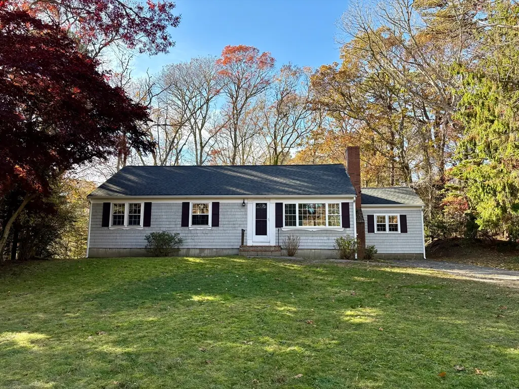 55 Chickadee Ln, Centerville, MA 02632 - Image #1