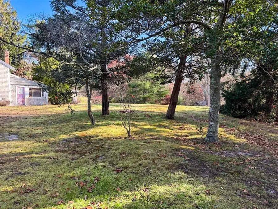 30 Pond St, Osterville, MA 02655 - Image #3