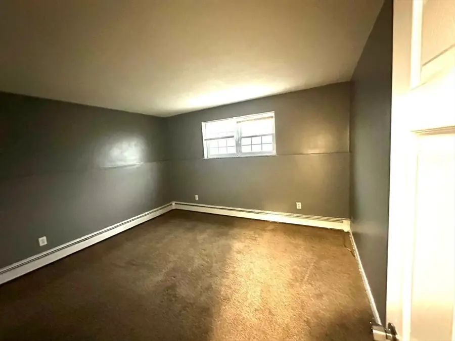 363 Hildreth #11, Lowell, MA 01850 - Image #2