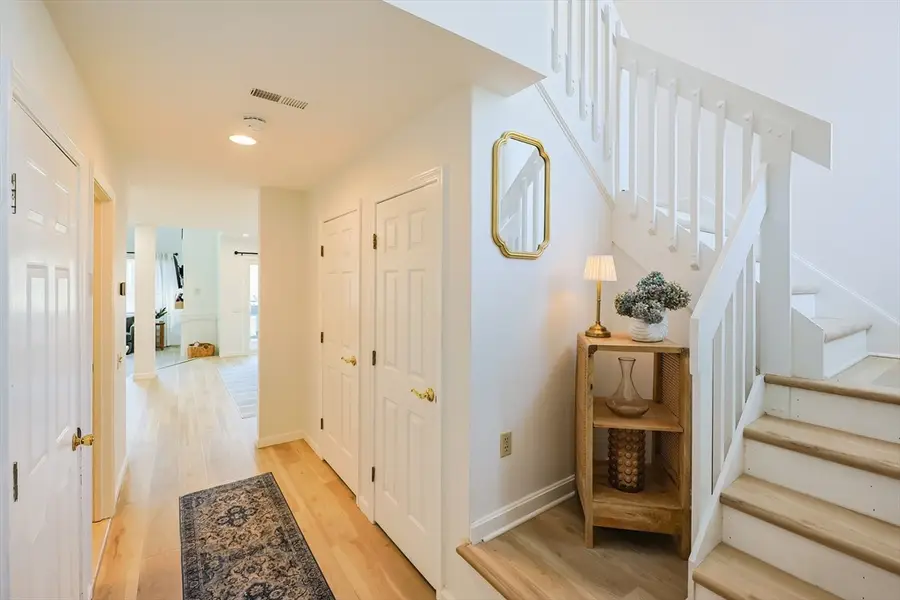 87 Nipmuc Trl #B, North Providence, RI 02904 - Image #3