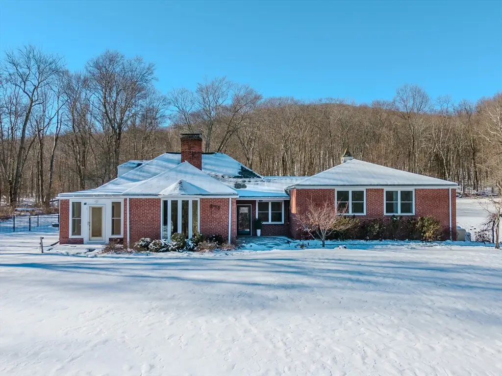 603 Glendale Rd, Wilbraham, MA 01095 - Image #1