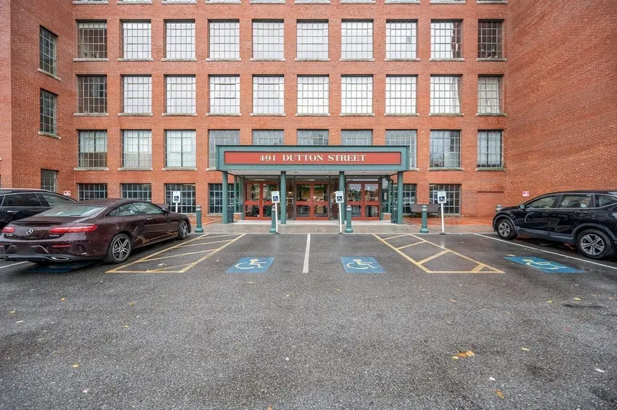 491 Dutton St #320, Lowell, MA 01854 - Image #3