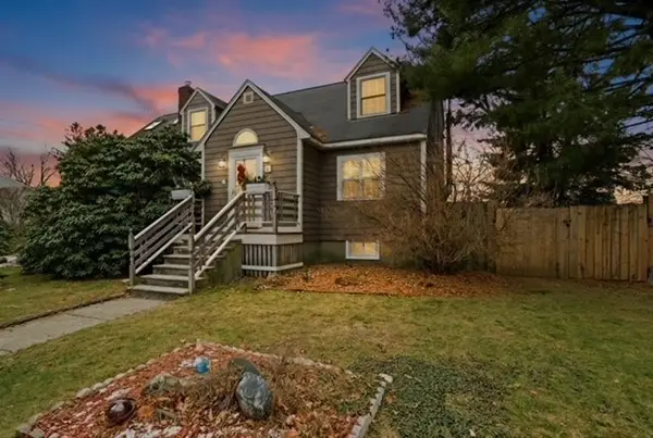 4 Laurel Street, Woburn, MA 01801