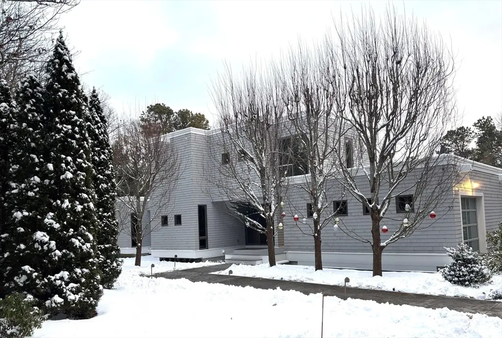 37 The Hunt Cir, Mashpee, MA 02649 - Image #1