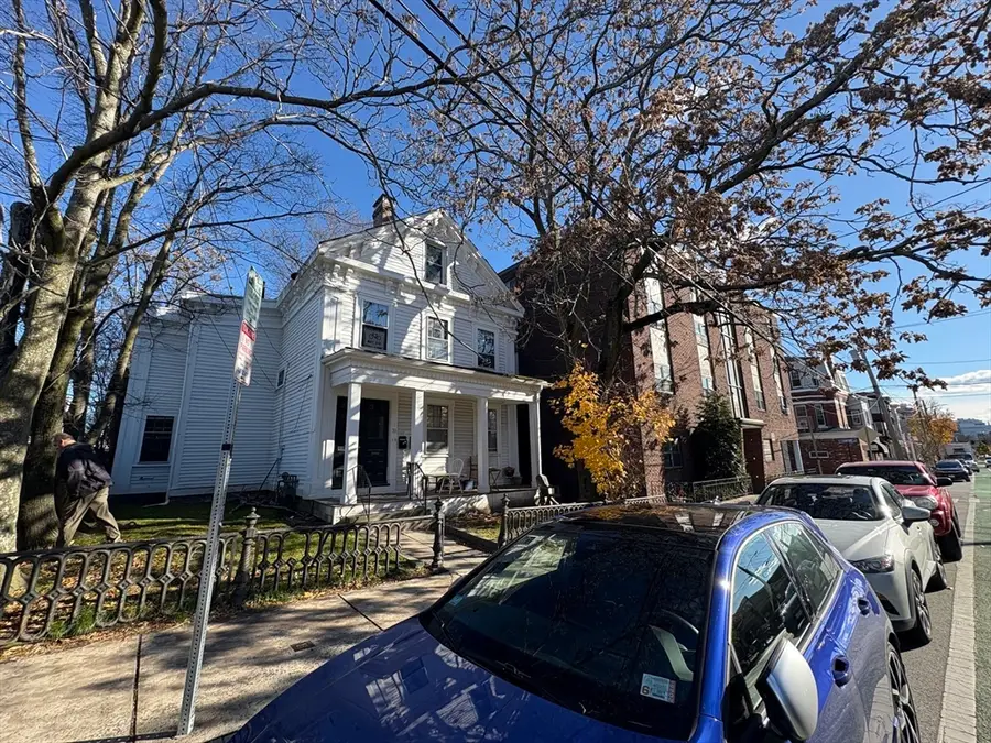 33 Beacon St, Somerville, MA 02143 - Image #2