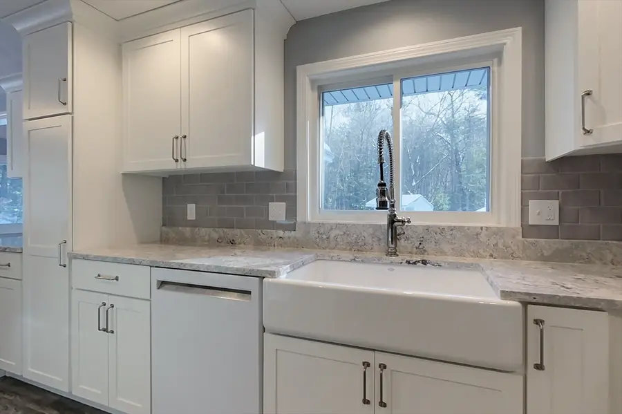 154 Townsend St, Pepperell, MA 01463 - Image #3