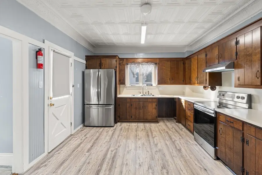 44 Nineteenth St, Lowell, MA 01850 - Image #2