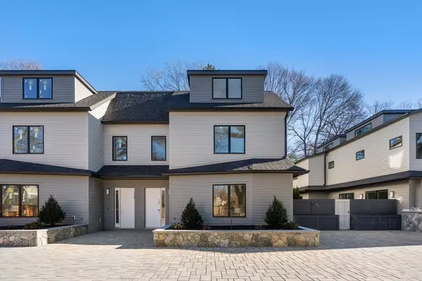 956 Walnut St #5, Newton, MA 02461