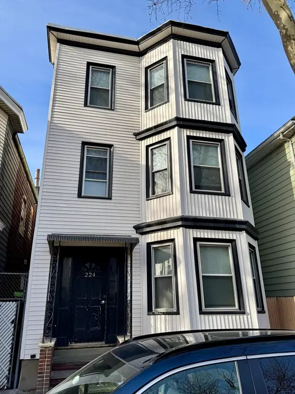 224 Chelsea Street, Boston, MA 02128 - Image #1