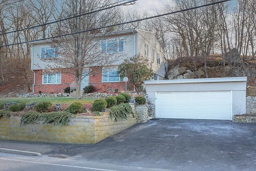 340 Essex St, Saugus, MA 01906 - Image #3