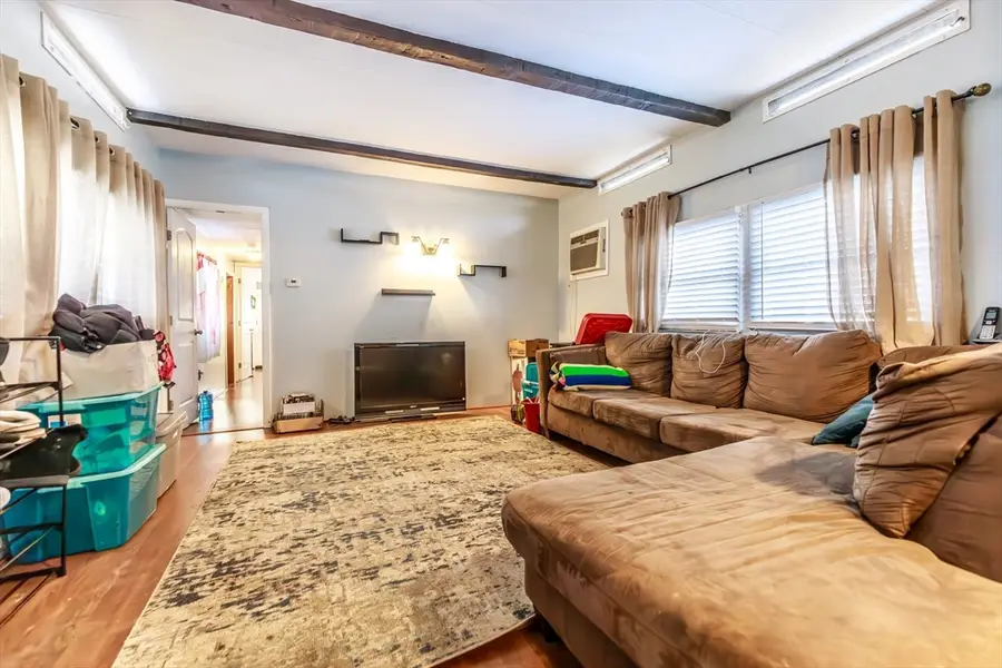 195 Shoreline Dr, Tewksbury, MA 01862 - Image #2