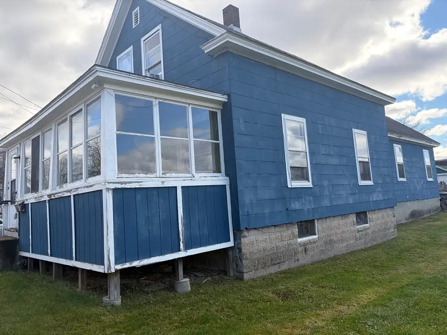 150 E Main St, Orange, MA 01364 - Image #2