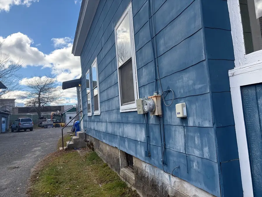 150 E Main St, Orange, MA 01364 - Image #3