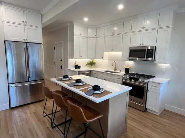 108 Saint Paul St #2, Brookline, MA 02446