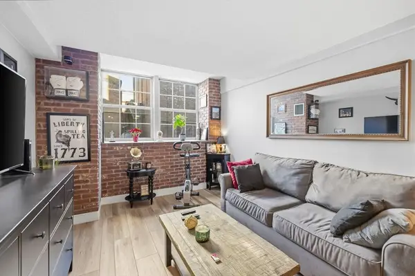 200 Market Street #4303, Lowell, MA 01852