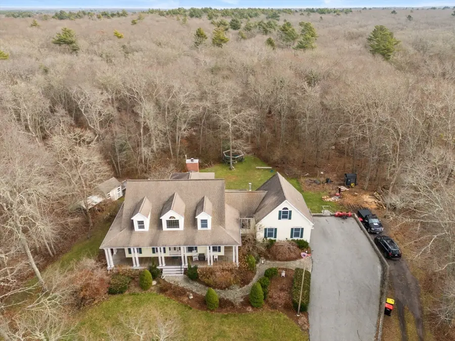 332 Division Rd, Dartmouth, MA 02748 - Image #2