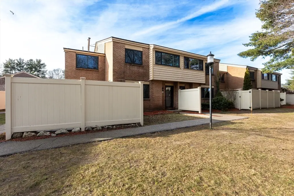 133 Greenbrook Drive #133, Stoughton, MA 02072 - Image #1