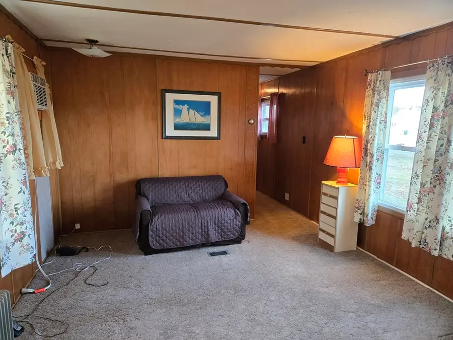 165 Padelford St, Berkley, MA 02779 - Image #2