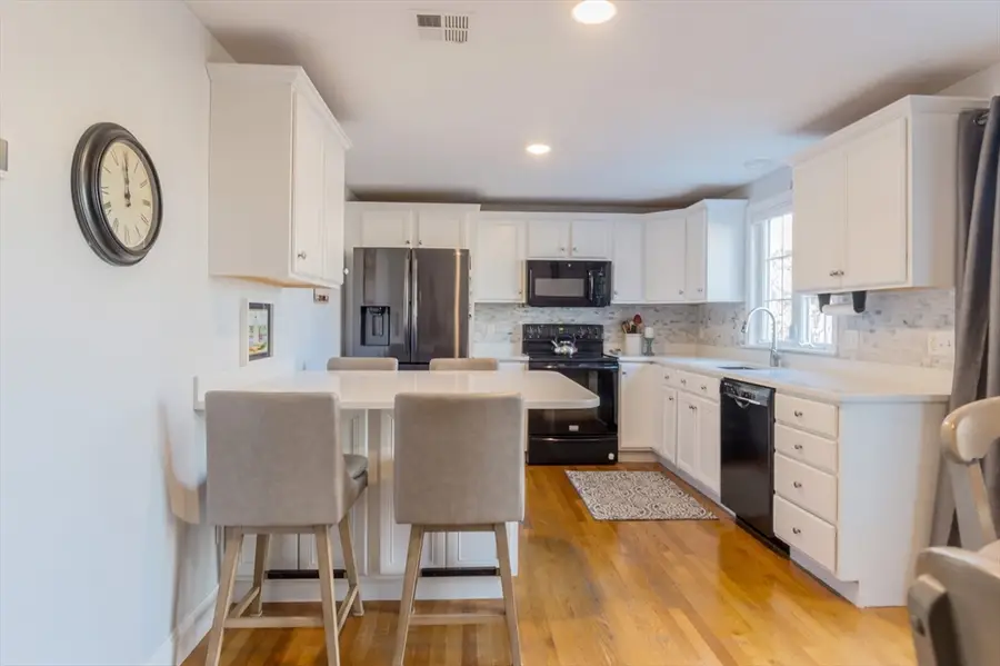 32 Hedge Rd #C, Plymouth, MA 02360 - Image #3