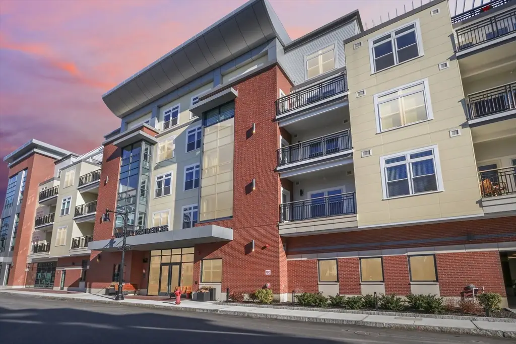 62 Foundry #204, Wakefield, MA 01880 - Image #1