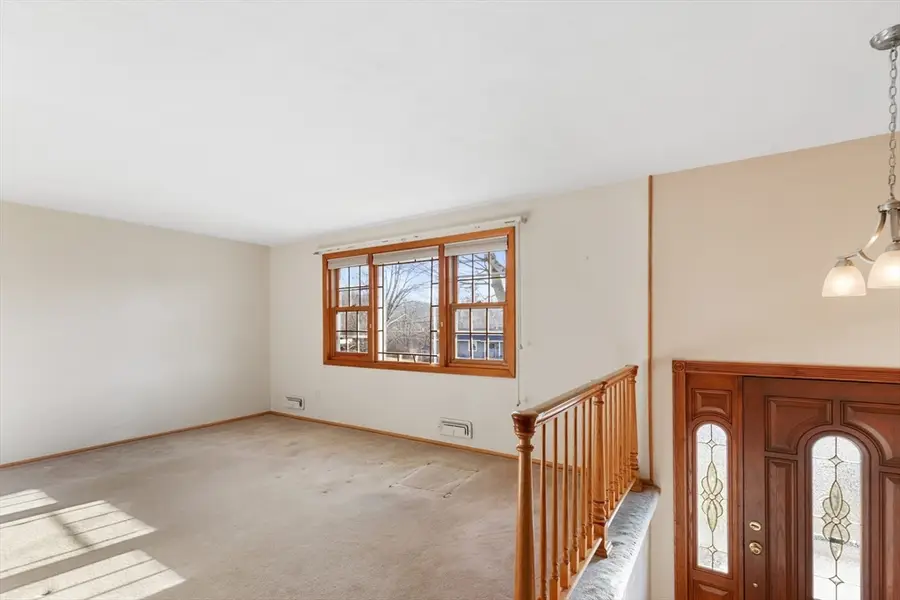 10 Paulette Dr, Danvers, MA 01923 - Image #3