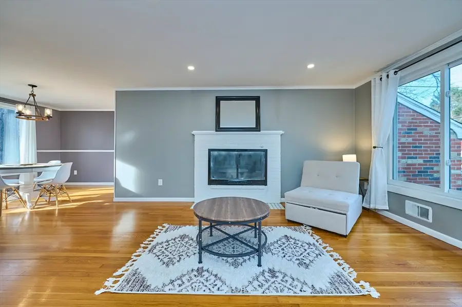 8 Waveney Rd, Framingham, MA 01701 - Image #3