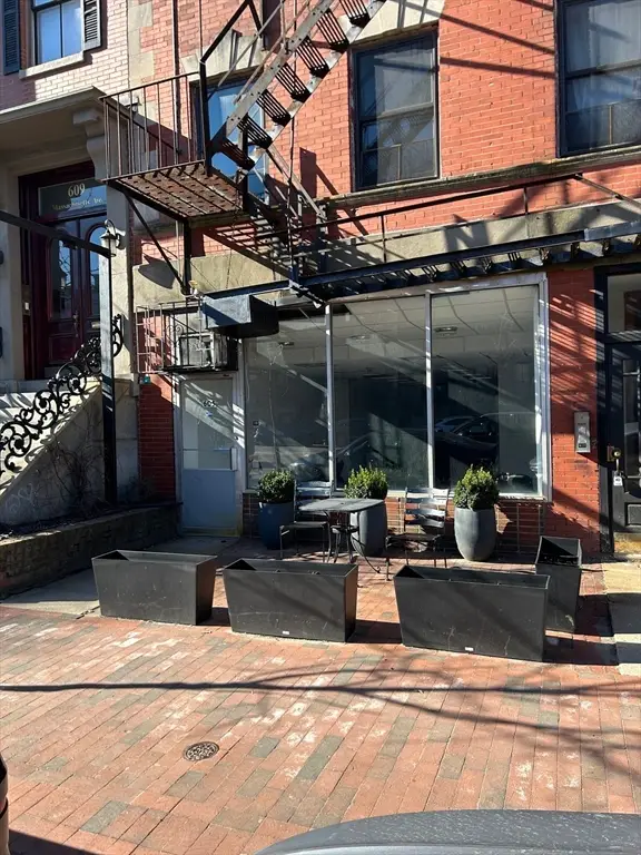 605 Massachusetts Ave #A, Boston, MA 02118