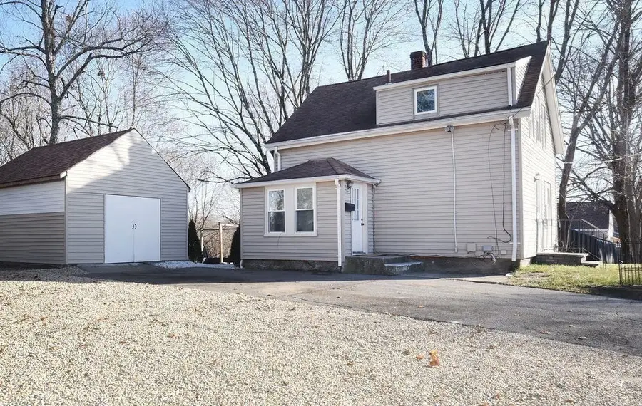 25 Hillside Ave, Middleboro, MA 02346 - Image #2