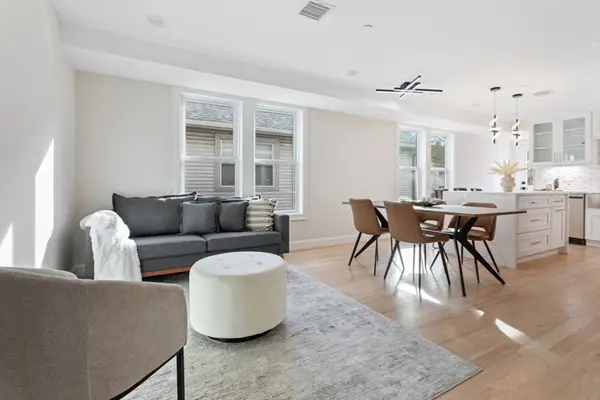 157 Boston Ave #2, Somerville, MA 02144