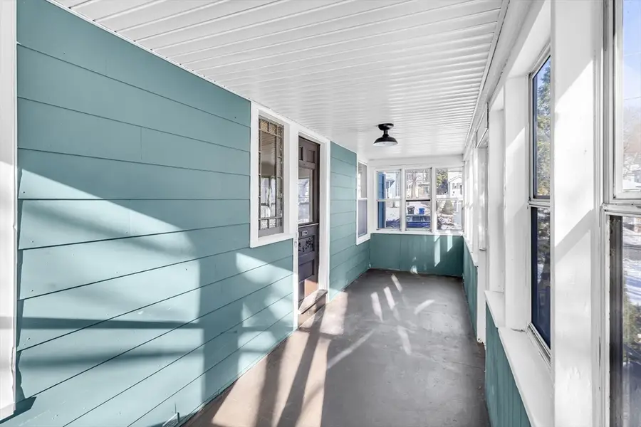 141 Saint Jerome Ave, Holyoke, MA 01040 - Image #3