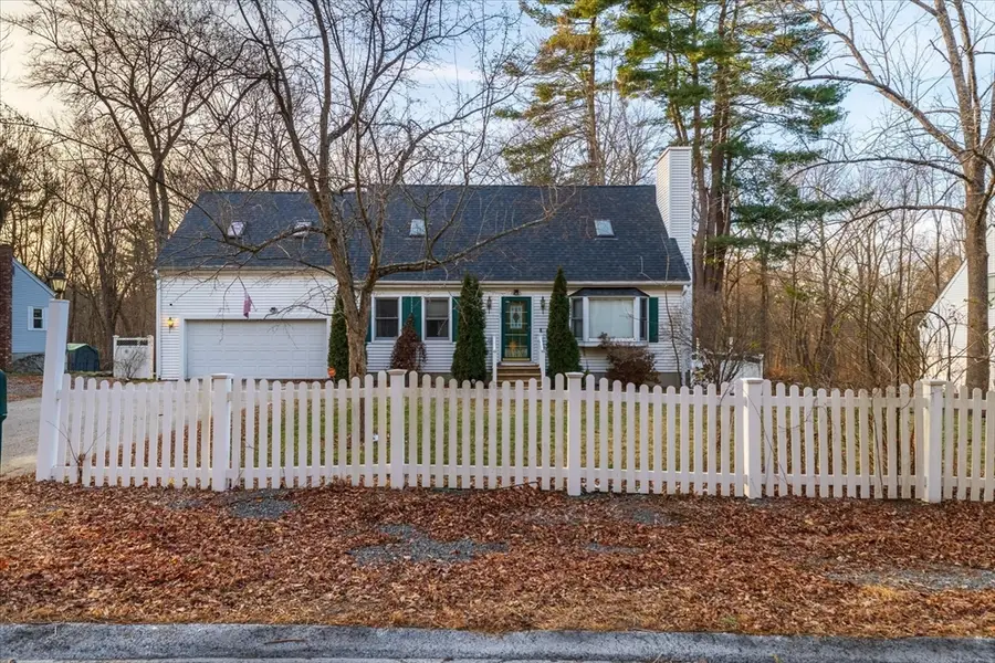 369 Cooper Rd, Northbridge, MA 01534 - Image #2