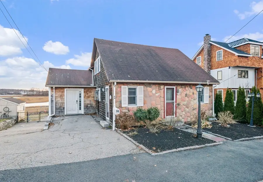 96 Utica St, Quincy, MA 02169 - Image #2