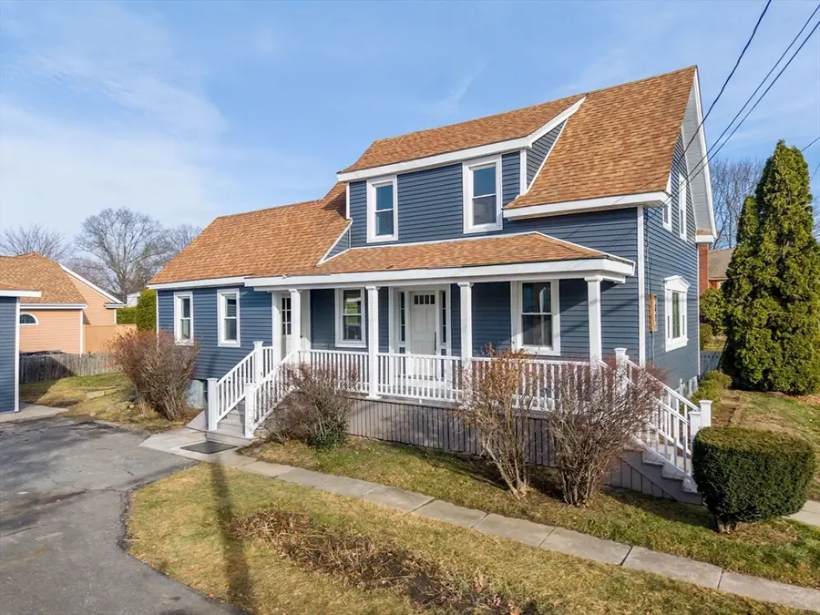 32 Cedar St, Fairhaven, MA 02719 - Image #2