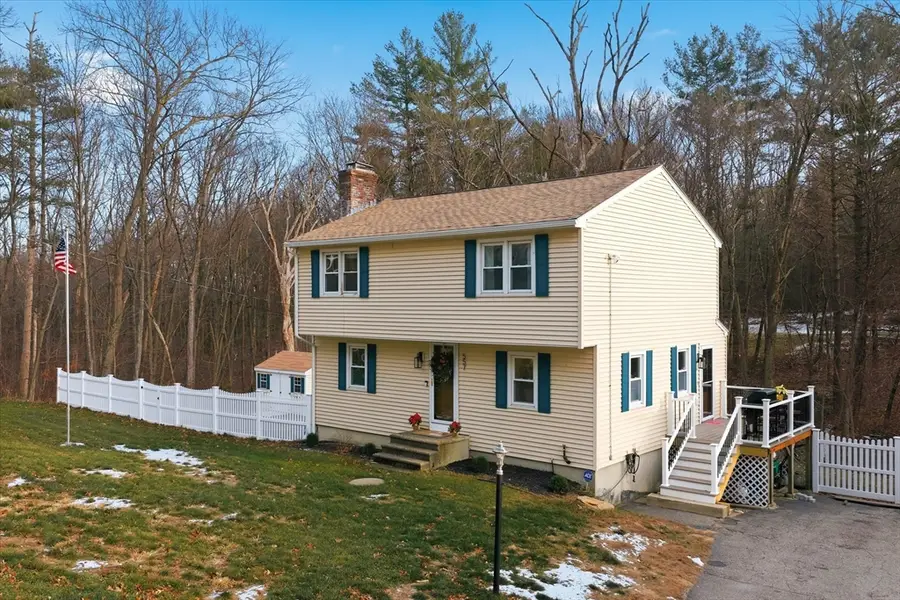 557 Fowler Rd, Northbridge, MA 01534 - Image #3