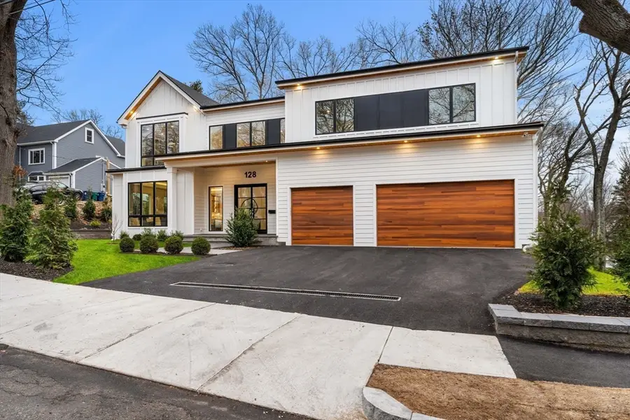 128 Charlemont, Newton, MA 02461 - Image #3