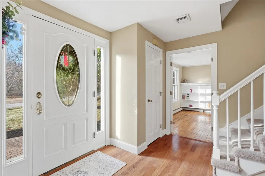 134 Bogastow Brook Rd, Holliston, MA 01746 - Image #2