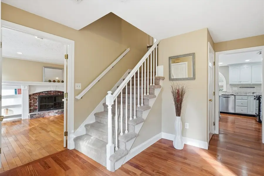 134 Bogastow Brook Rd, Holliston, MA 01746 - Image #3