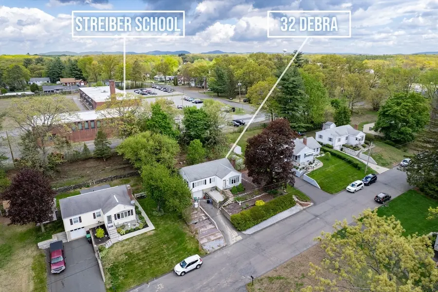 32 Debra Dr, Chicopee, MA 01020 - Image #3