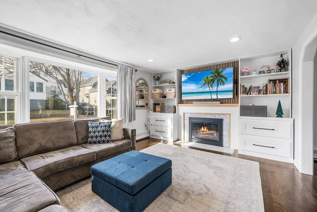 26 Berlin Ave, Milton, MA 02186 - Image #1