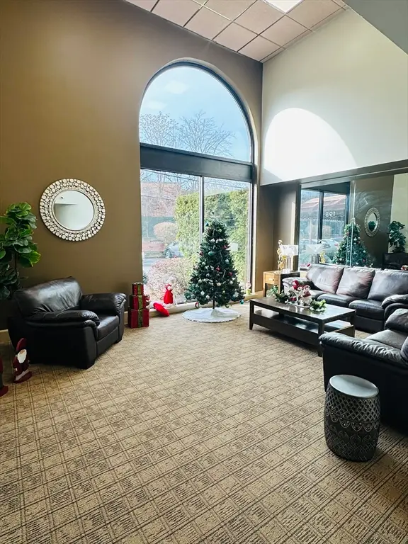 198 Locust #308, Lynn, MA 01904 - Image #3