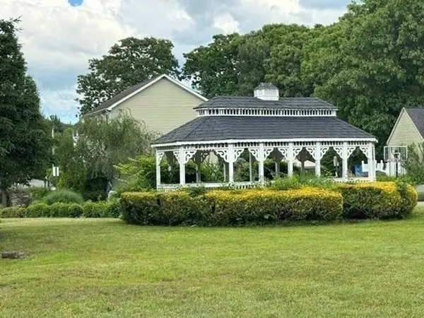 22 Freemens Cir, Assonet, MA 02702 - Image #2