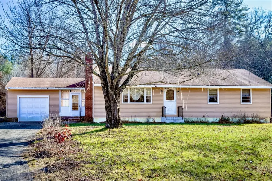 47 Jaeger Drive, Westfield, MA 01085 - Image #2