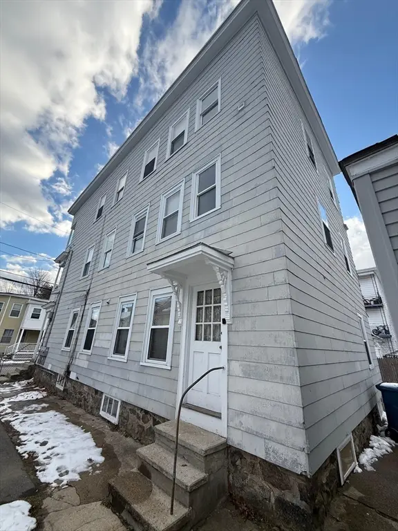 61-63 Kingston St, Lawrence, MA 01843 - Image #3